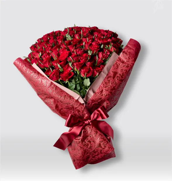 108本の赤い薔薇のプロポーズブーケ