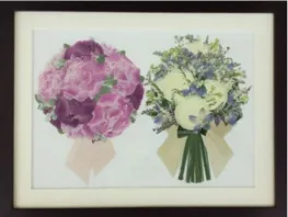 2 つのブーケを押し花にして 1 枚の額に収めた作品