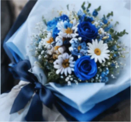 青いバラとデイジーの花束