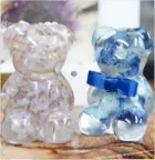 クマ型の花入りレジン