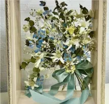 ブーケの押し花フレーム